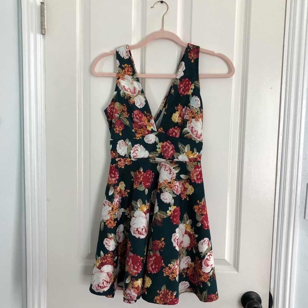 Floral plunge dress